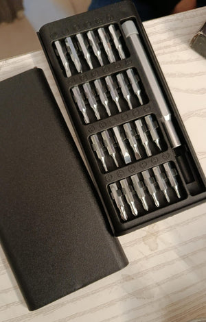 طقم مفكات جلدية 6024