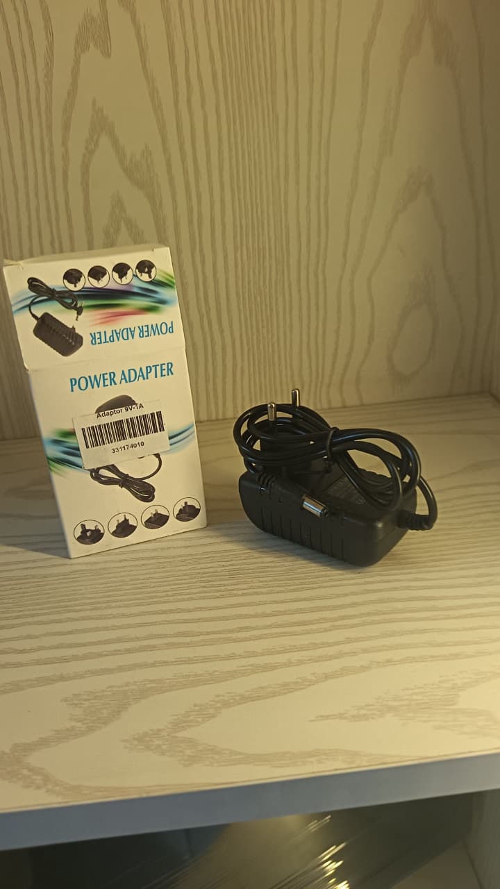 Adaptor 9V 2A