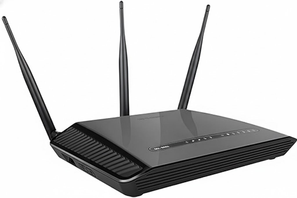 Black router with antennas on a white background